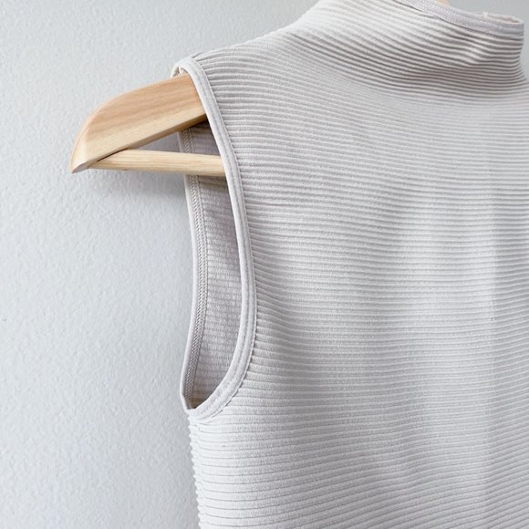 Aritzia Babaton Michael Knit Tank cream women's tops small - Picture 11 of 17